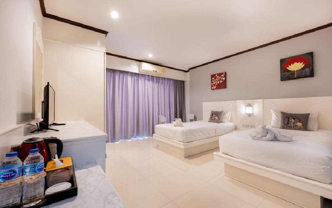 rooms-superior-room