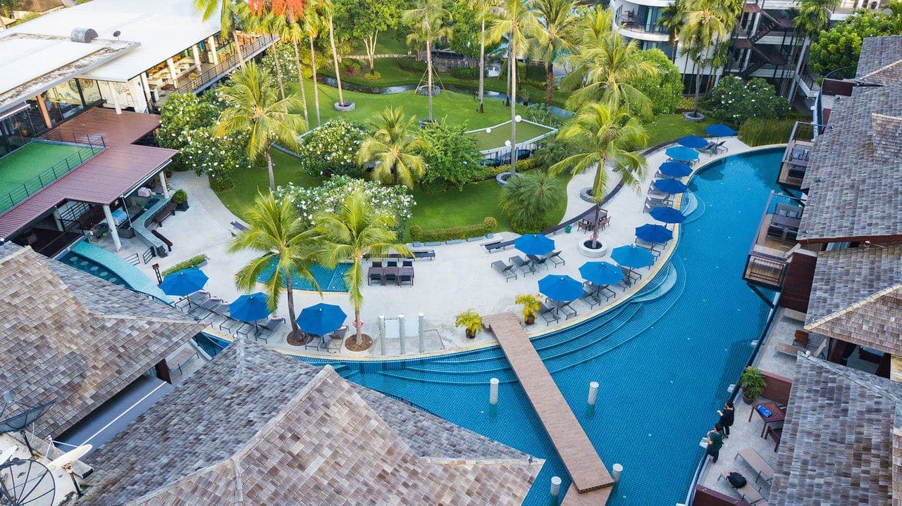 pools-outdoor-pool