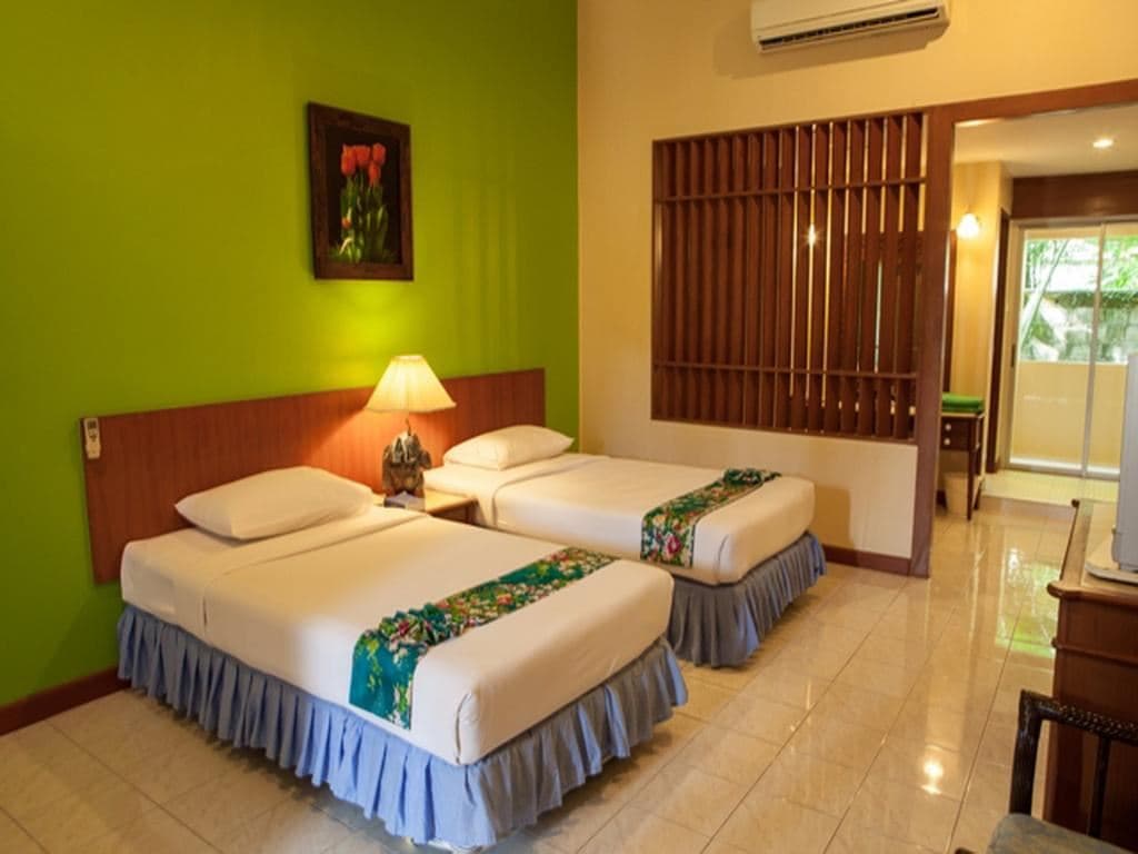 rooms-superior-room