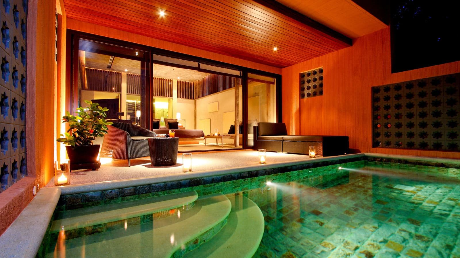 rooms-ocean-view-pool-suite-east