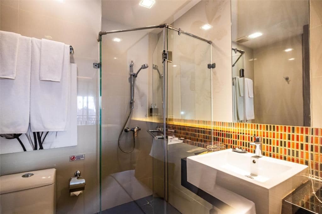 rooms-superior-room