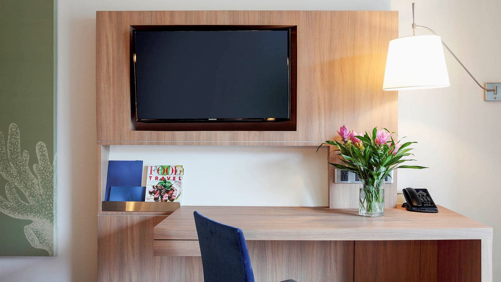 rooms-superior-room