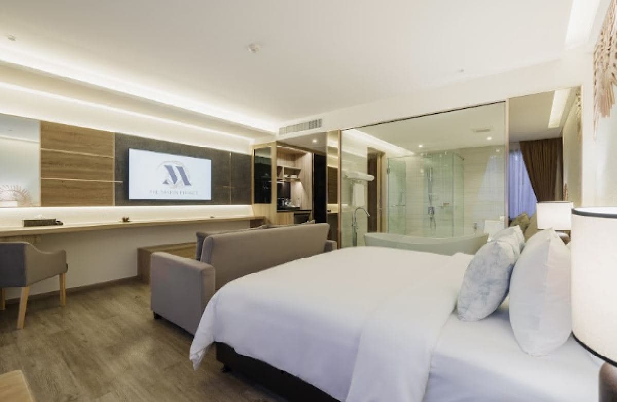 rooms-deluxe-pool-access