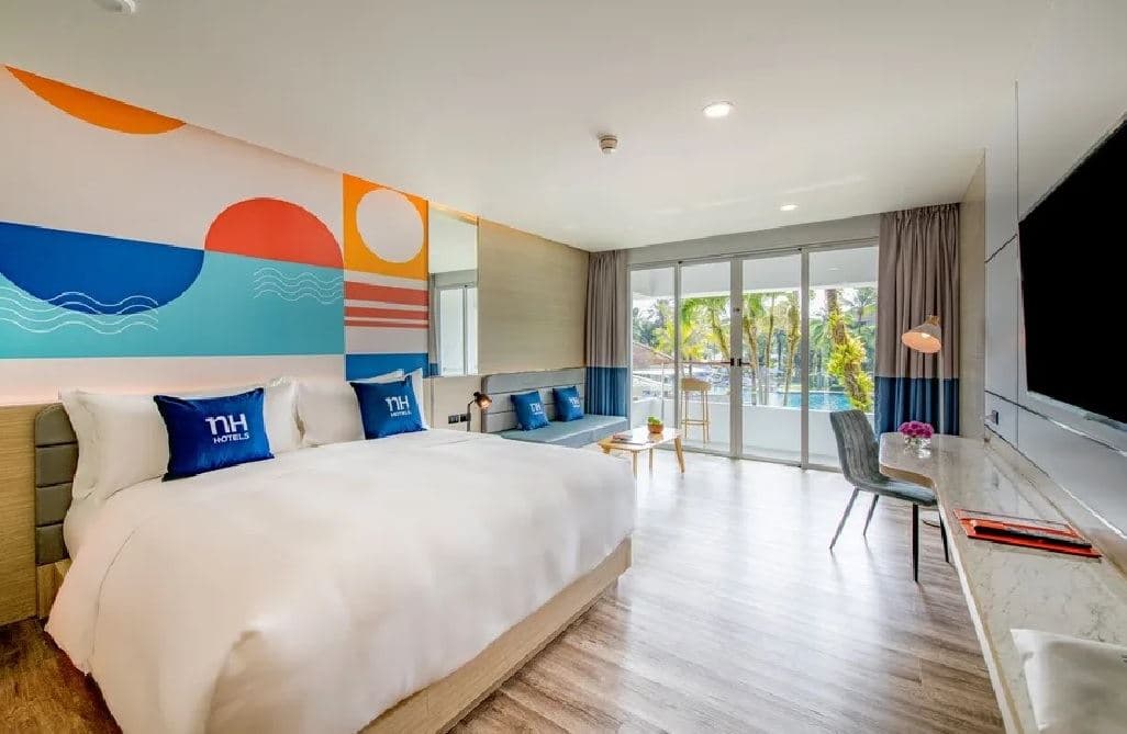 rooms-deluxe-room