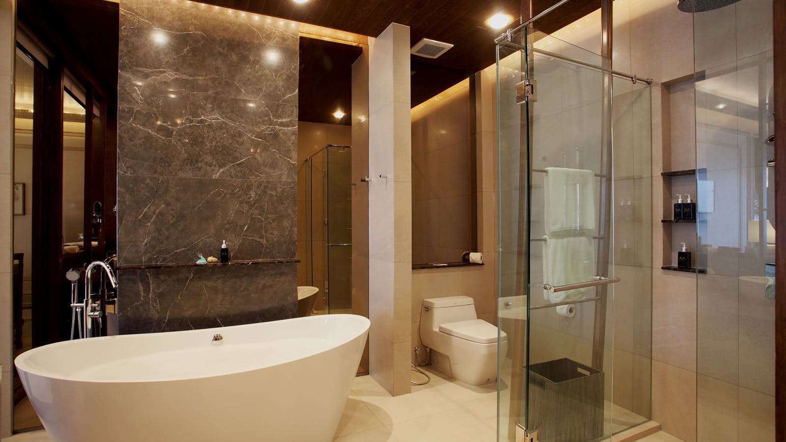 rooms-beachfront-pool-suite-garden-view
