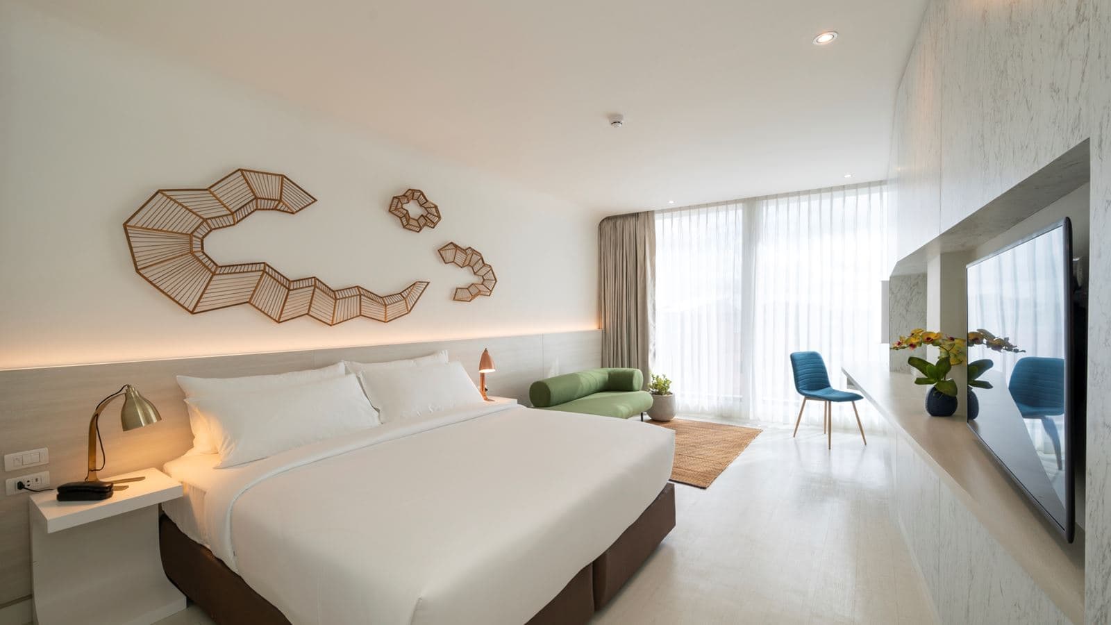 rooms-deluxe-room