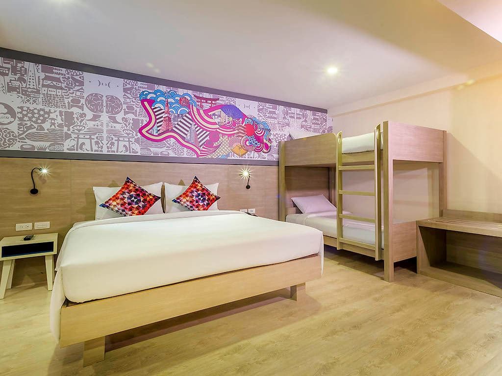 rooms-family-room