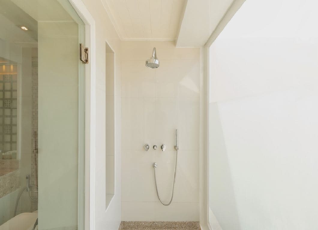 rooms-twobedroom-embrace-suite
