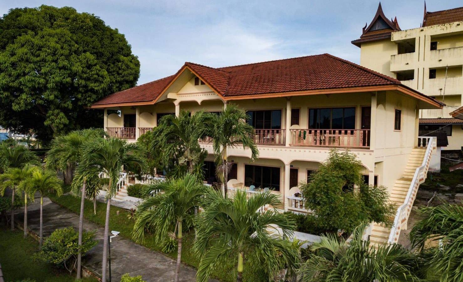 general-main-building