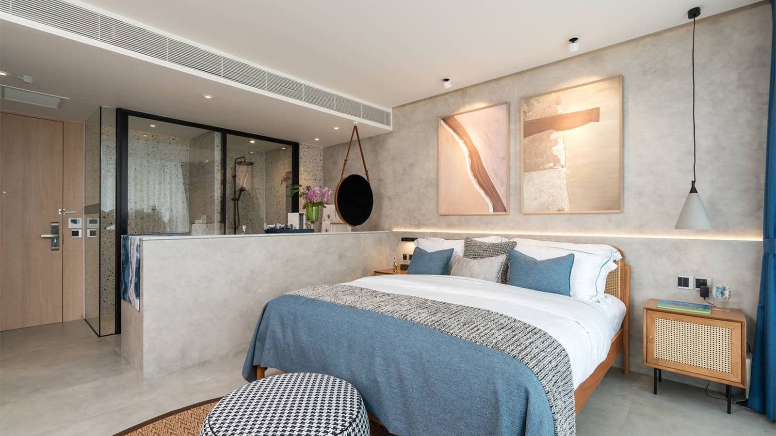 rooms-deluxe-room