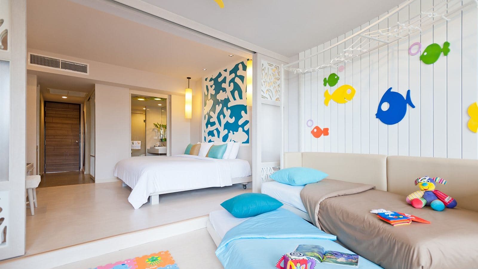 rooms-family-room