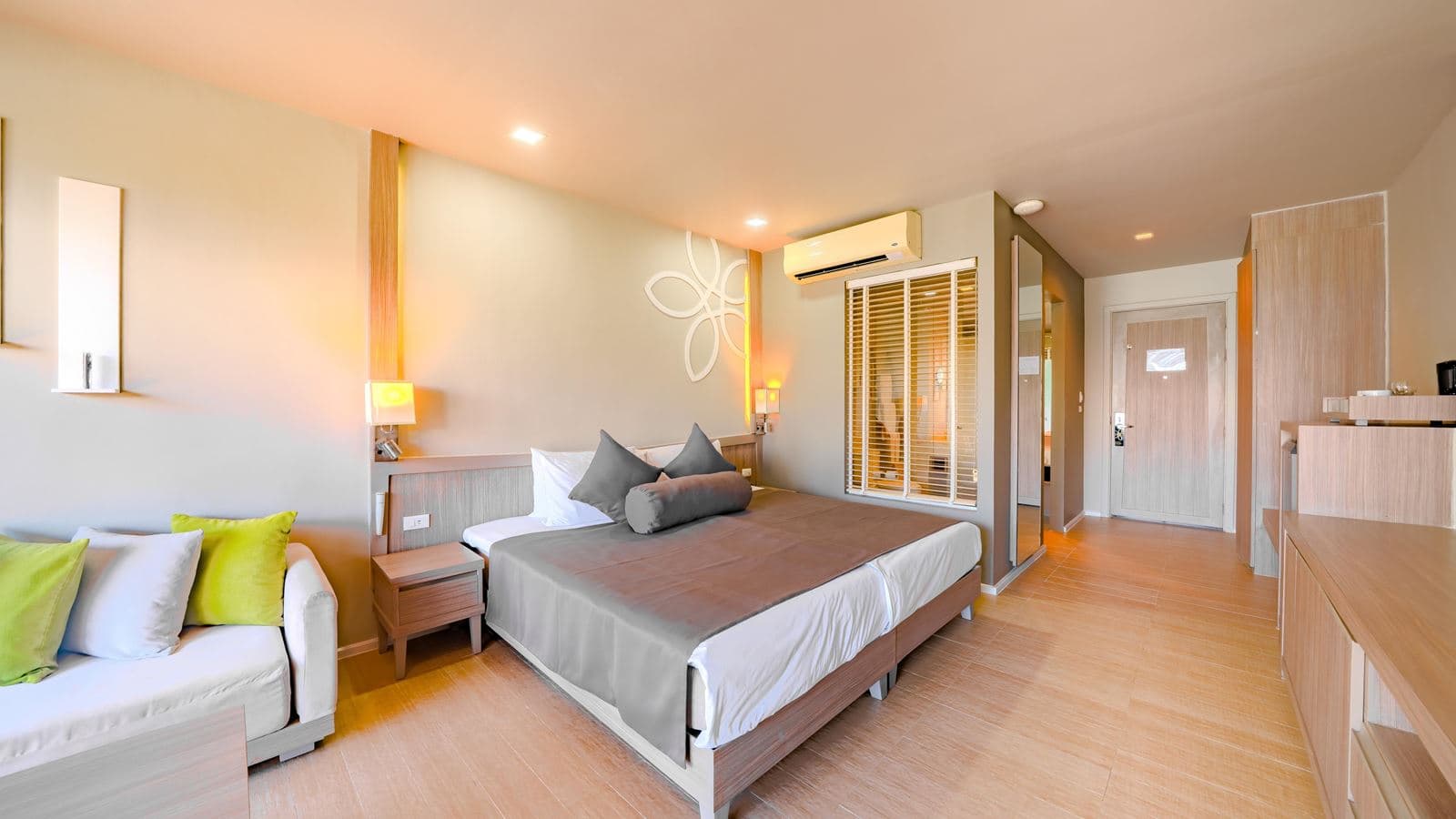 rooms-grand-deluxe