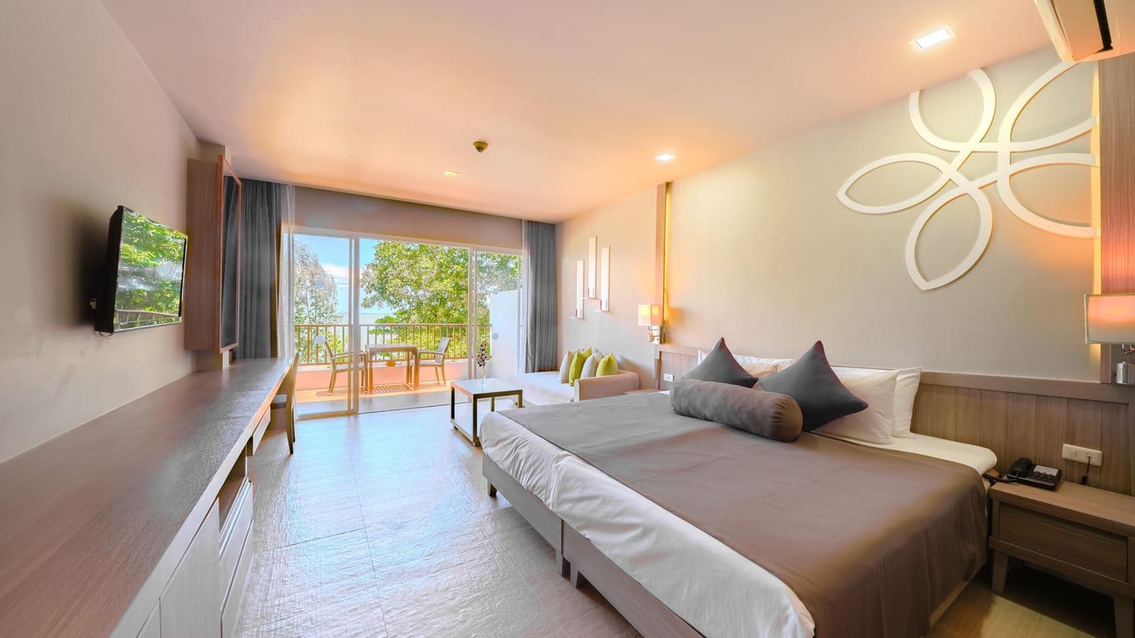 rooms-grand-deluxe