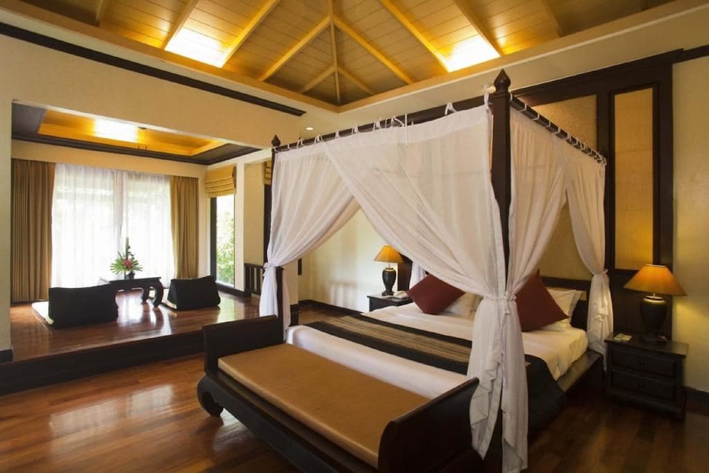 rooms-deluxe-jacuzzi-villa