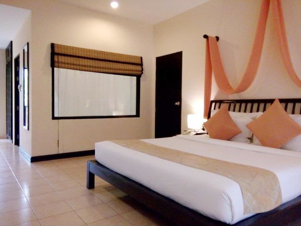 rooms-superior-room