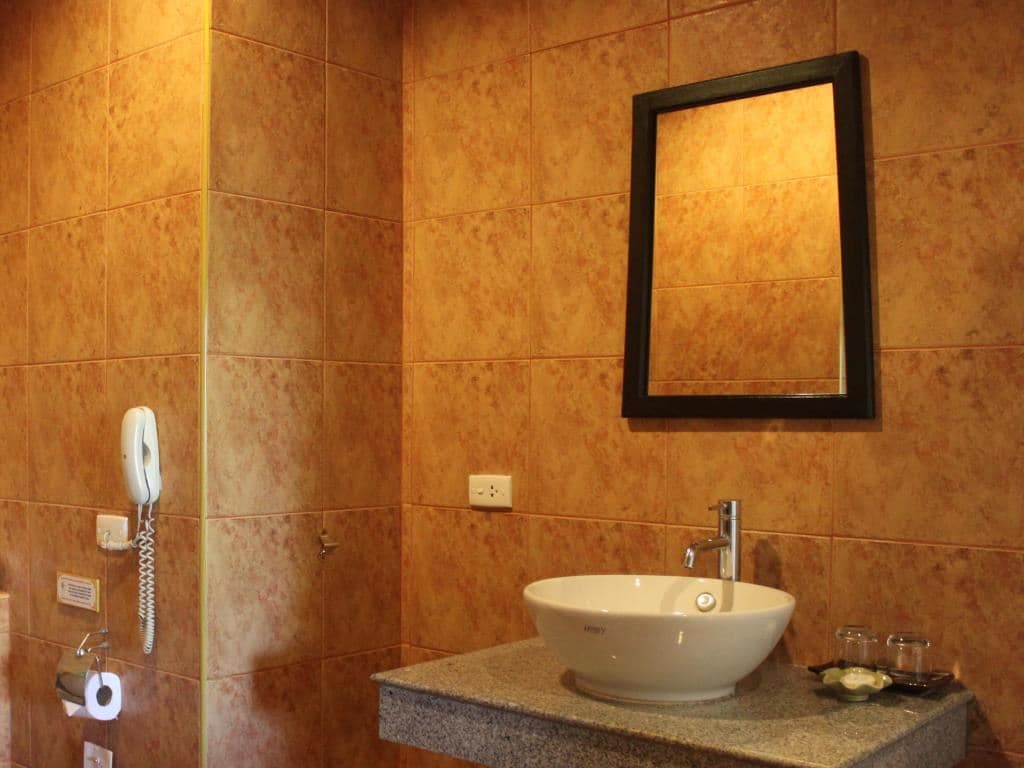 rooms-superior-room