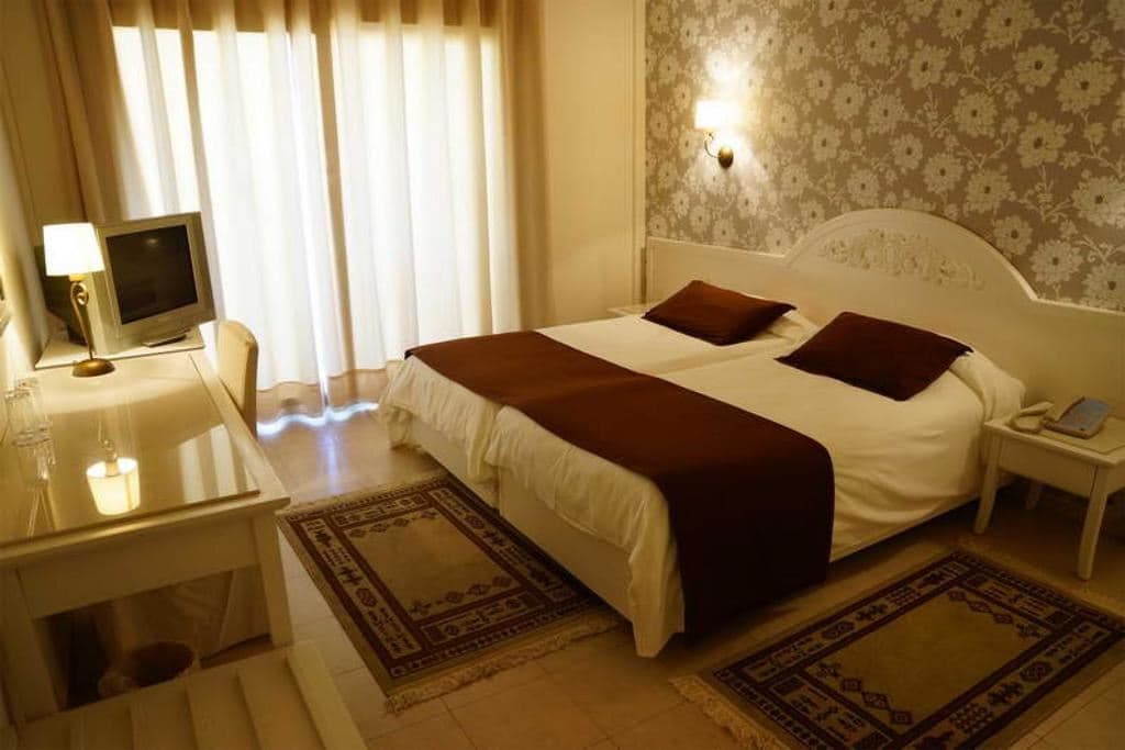rooms-room-quad