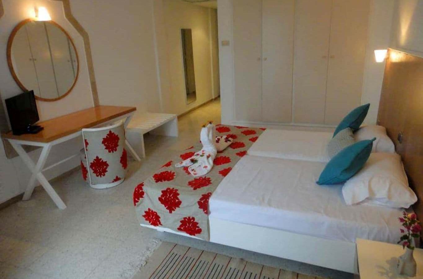 rooms-standard-room