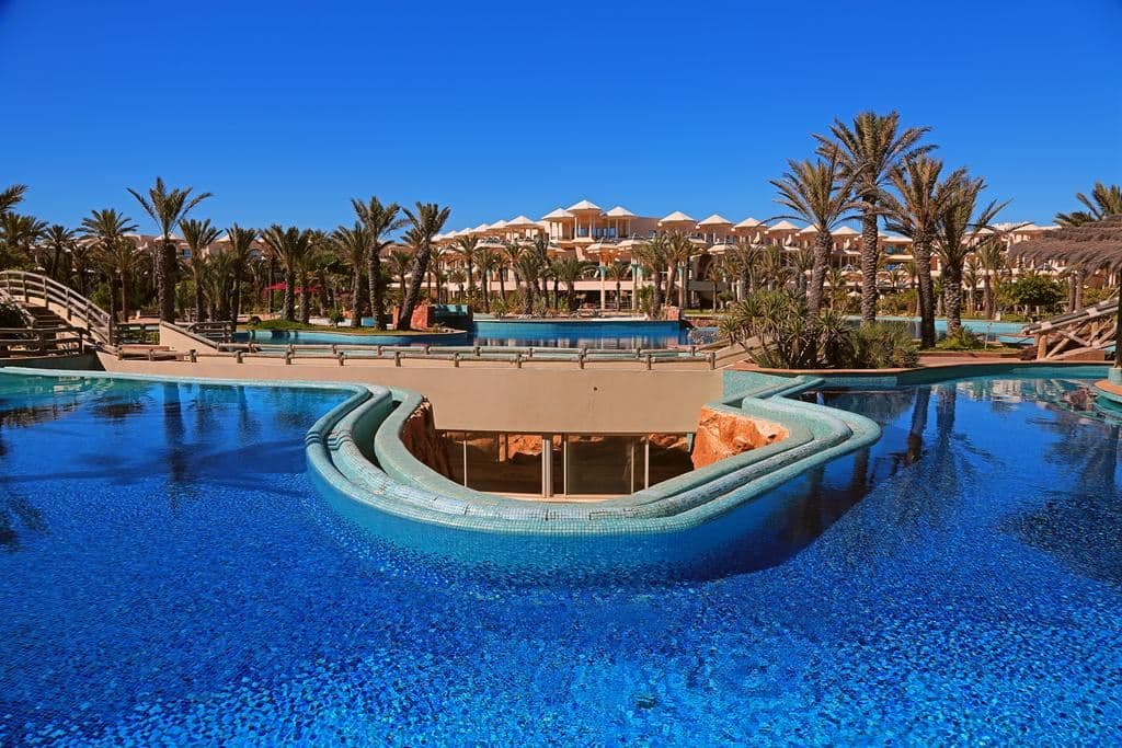 pools-outdoor-pool