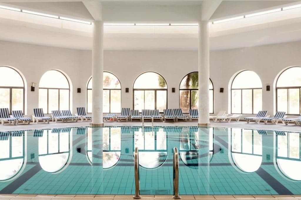 pools-indoor-pool