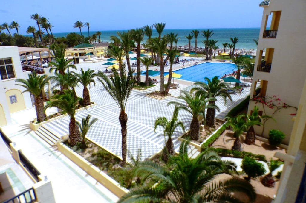 pools-outdoor-pool