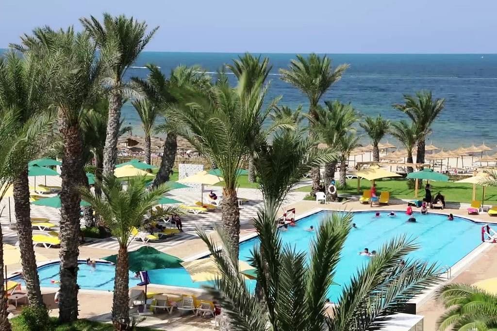 pools-outdoor-pool