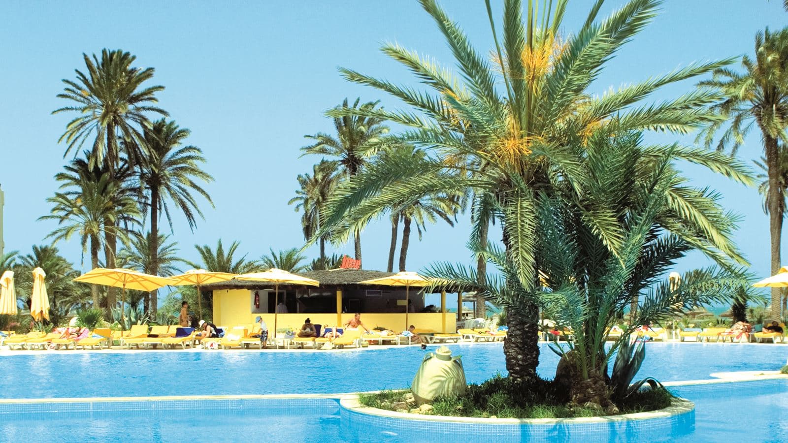 pools-outdoor-pool