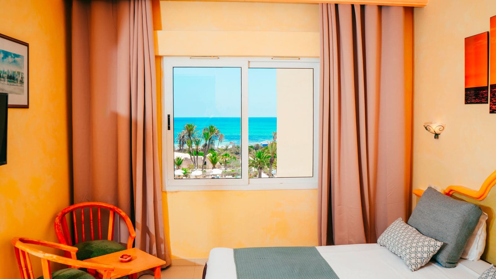 rooms-standard-room