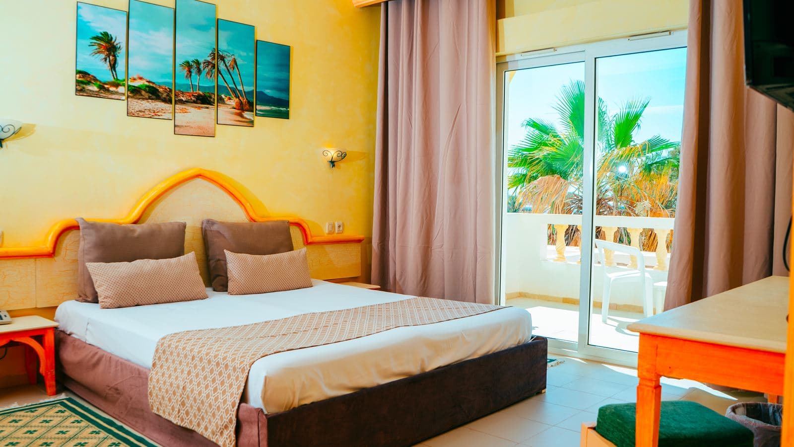 rooms-standard-room