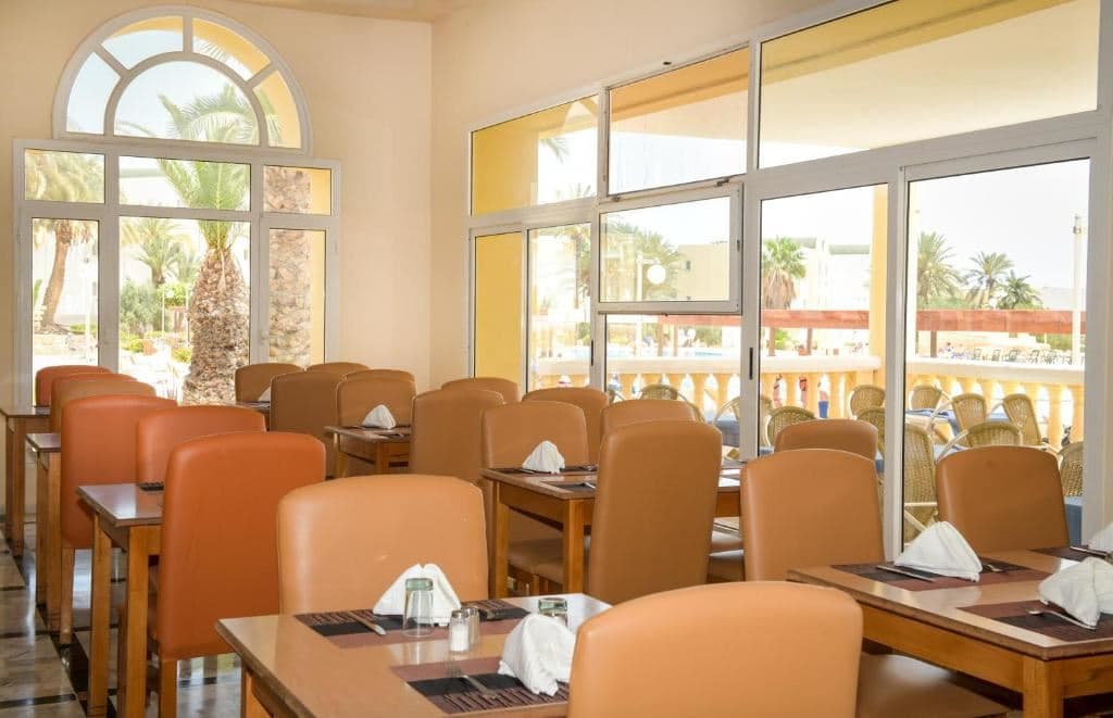 restaurants-restaurant-buffet