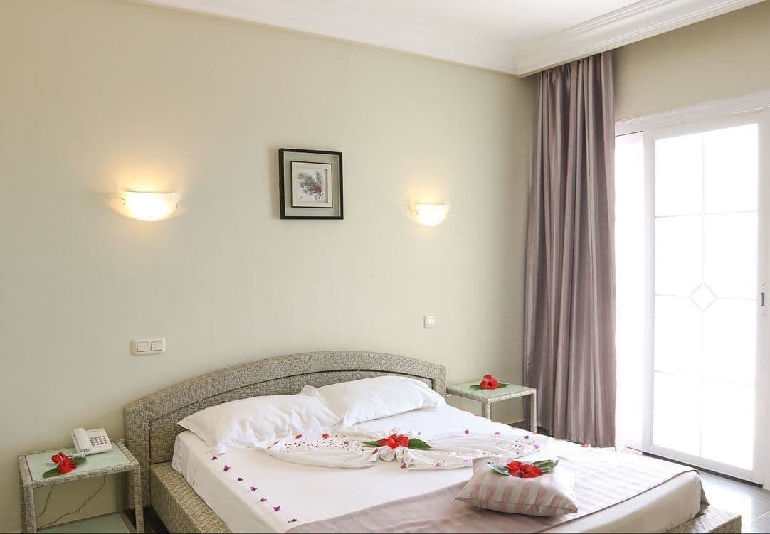 rooms-standard-room