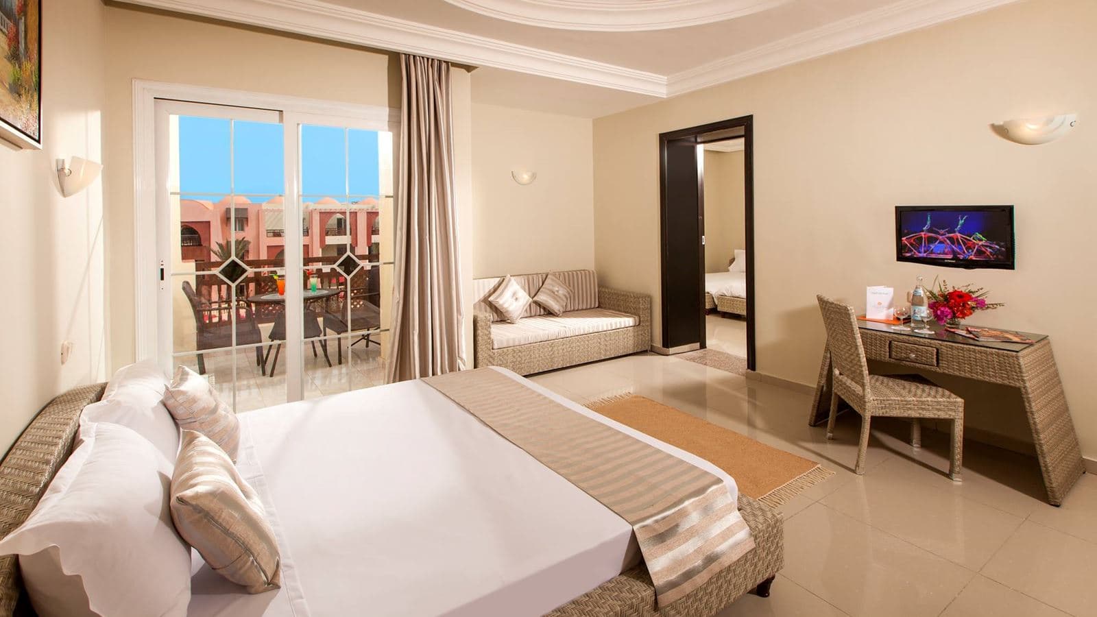 rooms-family-room