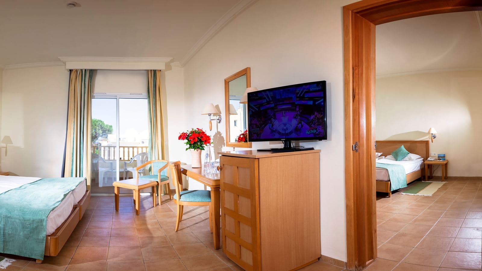 rooms-room-connection-garden-view