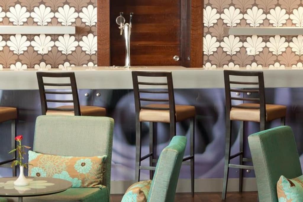 bars-lobby-bar