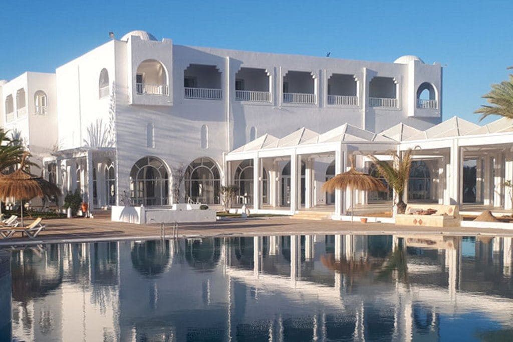 pools-outdoor-pool