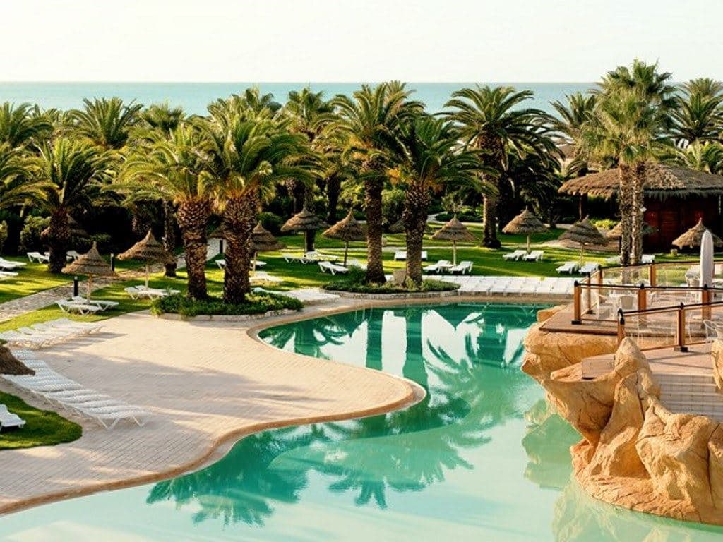 pools-outdoor-pool