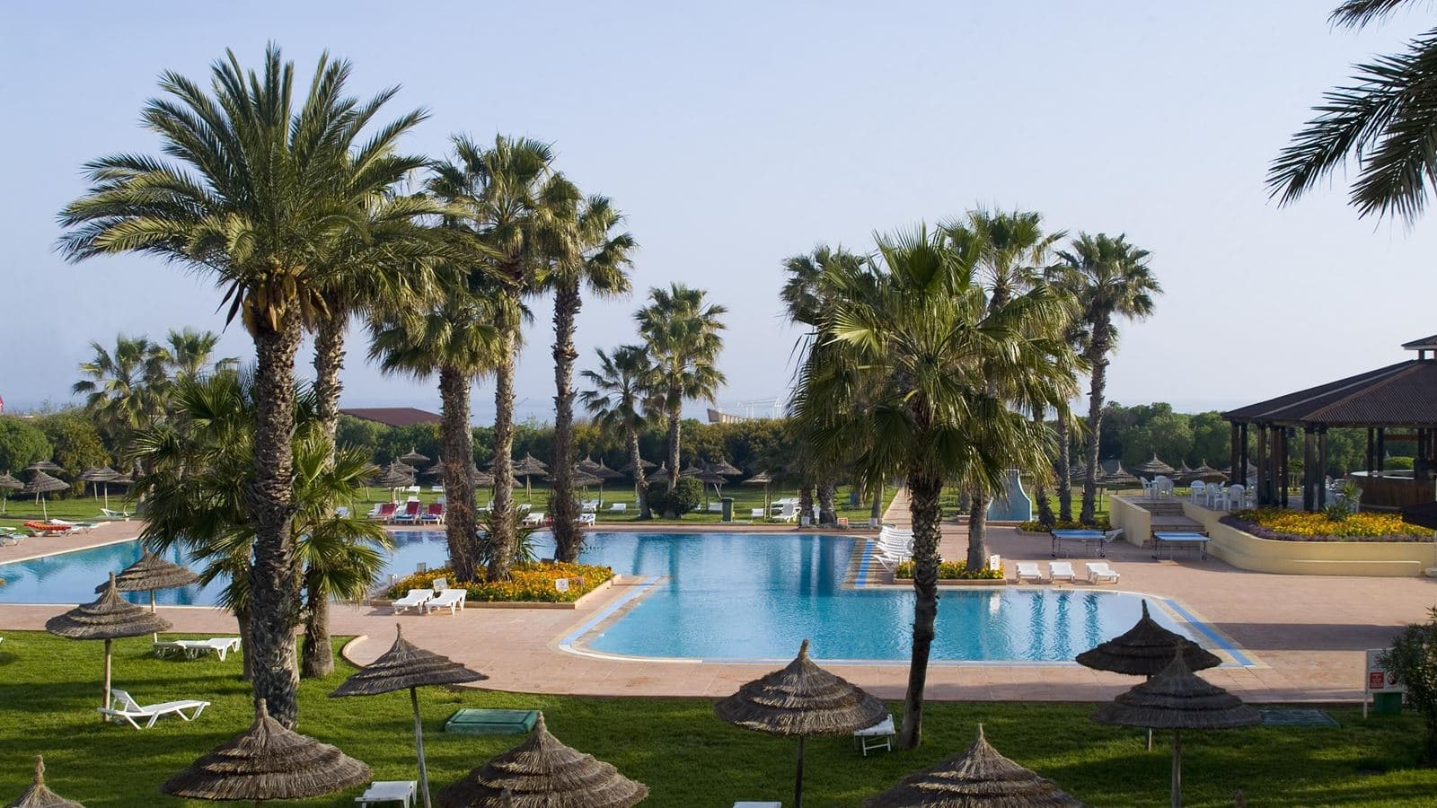 pools-outdoor-pool