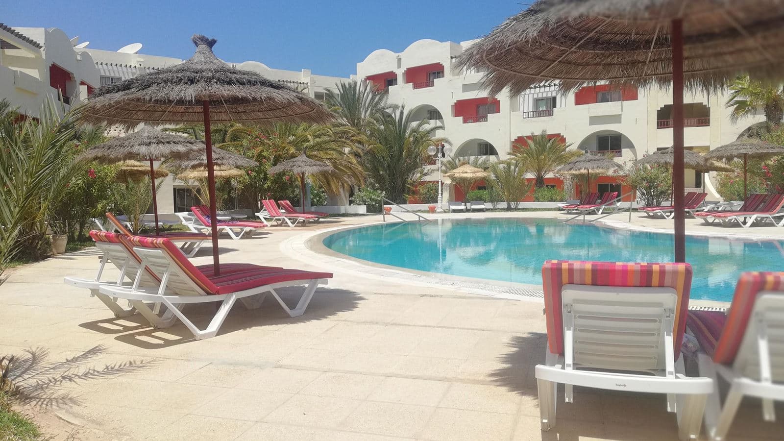 pools-outdoor-pool