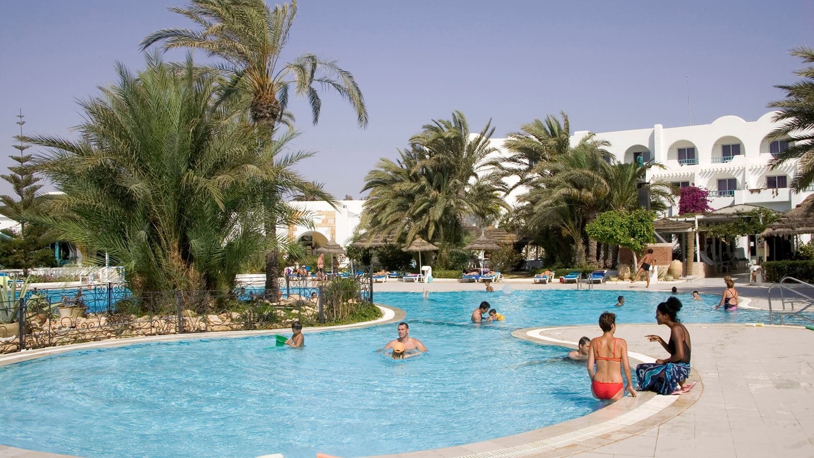pools-outdoor-pool