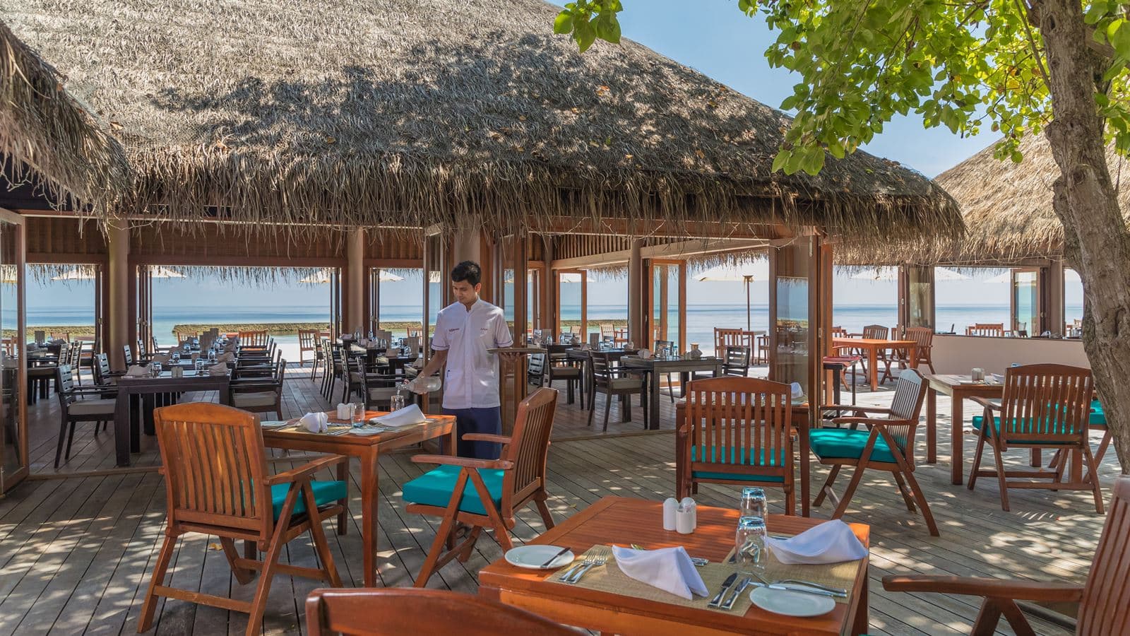 restaurants-dhonveli-restaurant