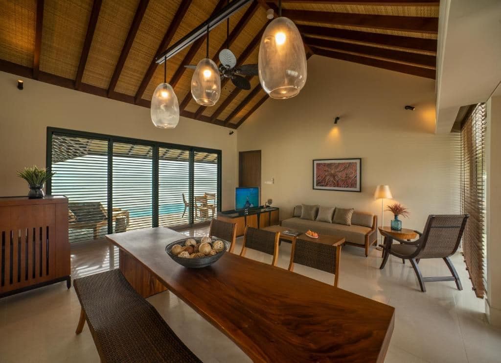 rooms-sunset-2-bedroom-water-pool-villa