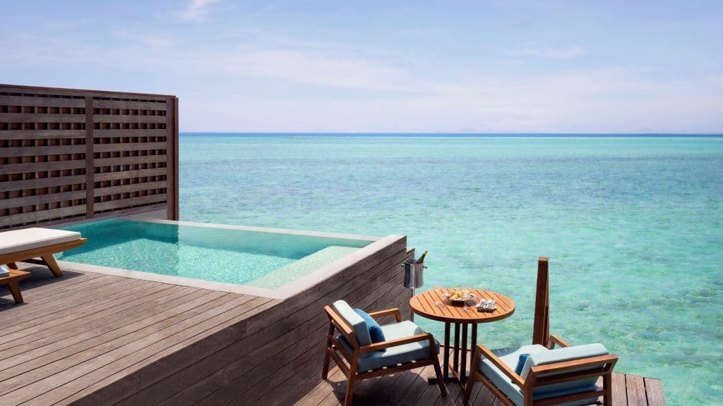 rooms-over-water-pool-villa