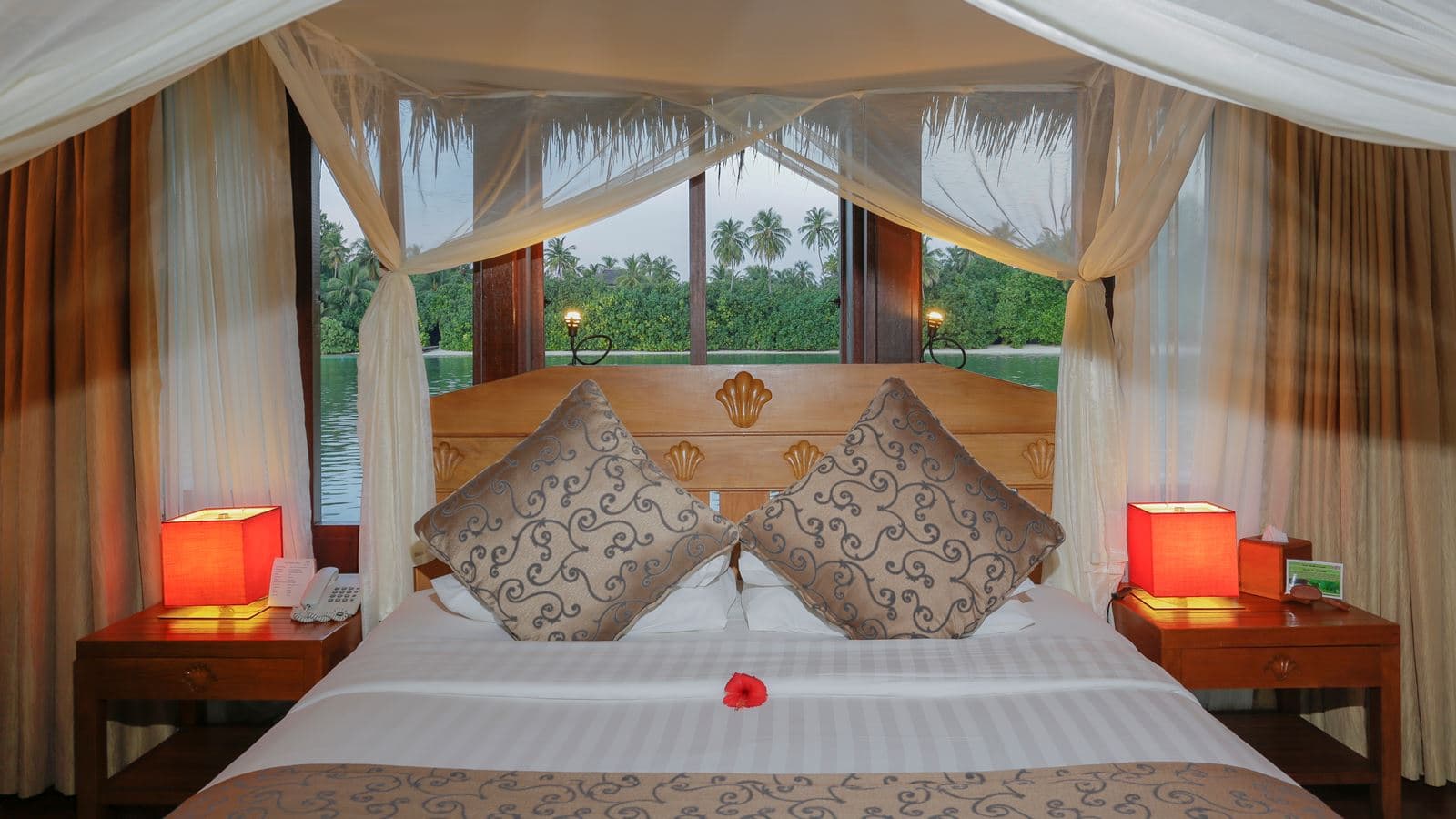 rooms-lagoon-suites