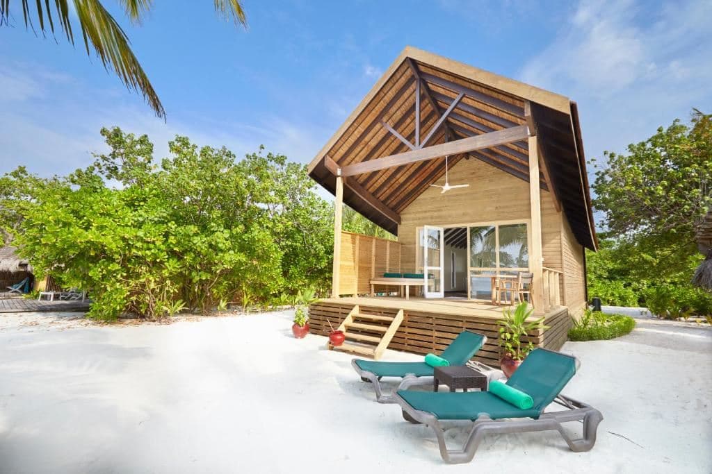 rooms-deluxe-beach-villa