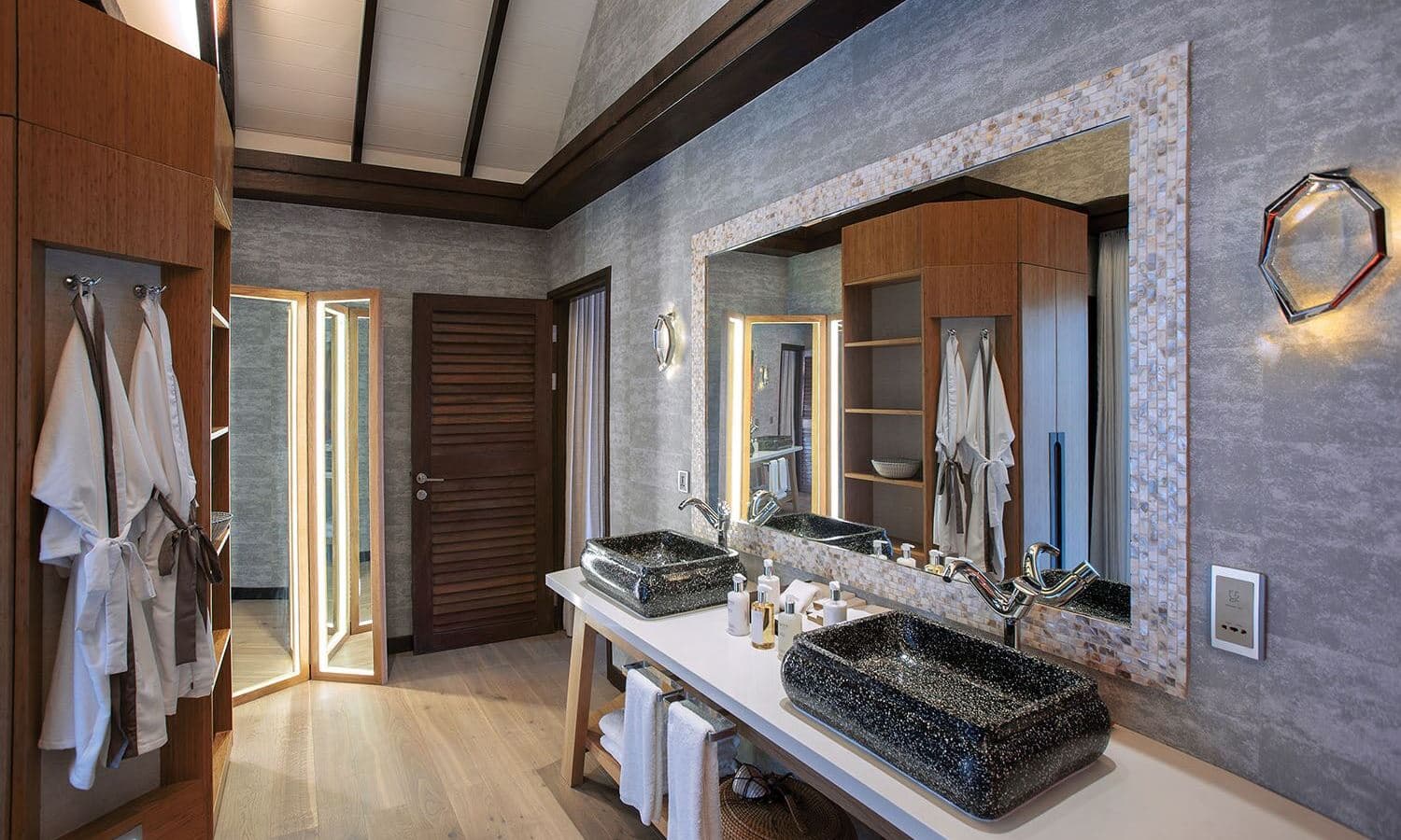 rooms-earth-villa