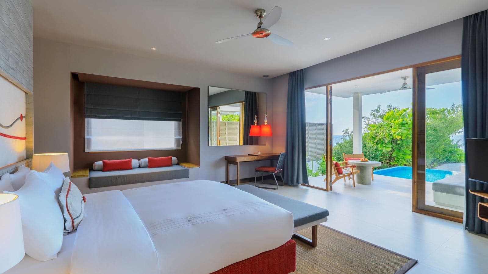 rooms-beach-villa-with-pool