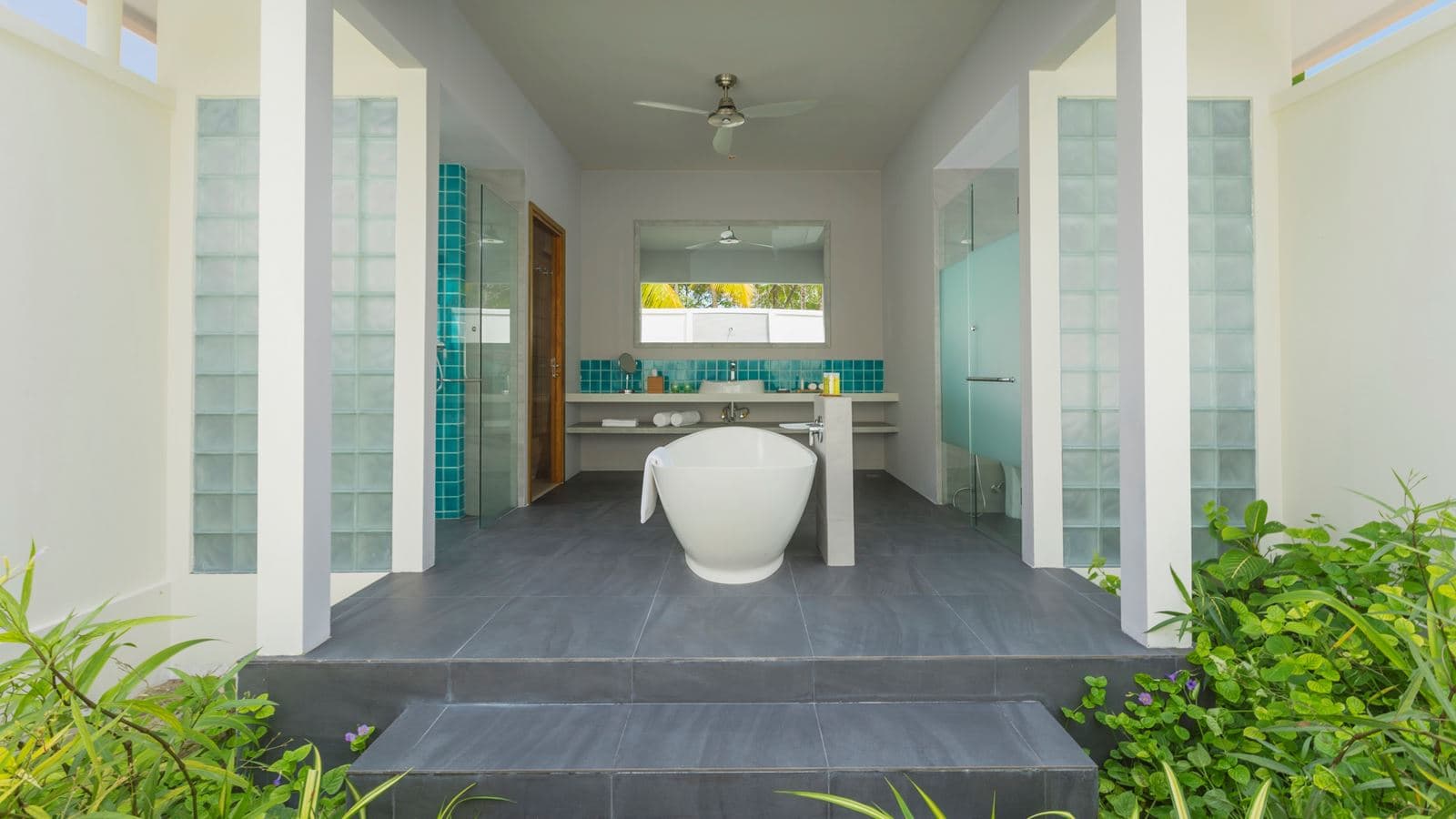 rooms-beach-villa