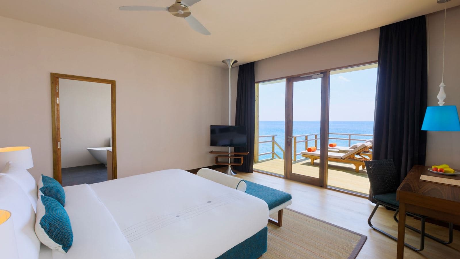 rooms-water-villa
