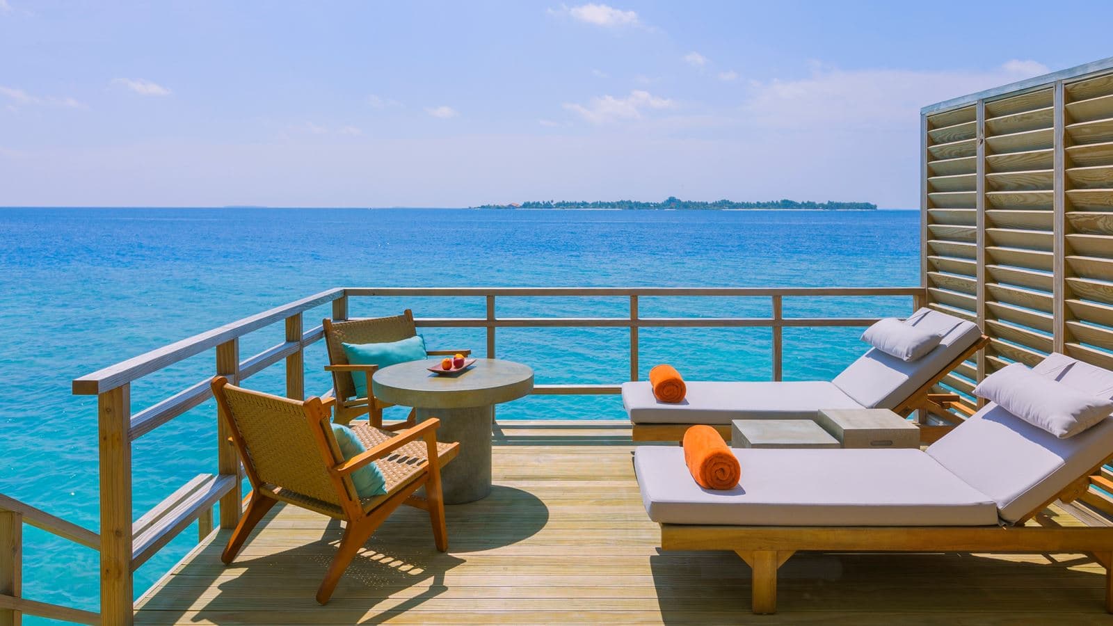 rooms-water-villa
