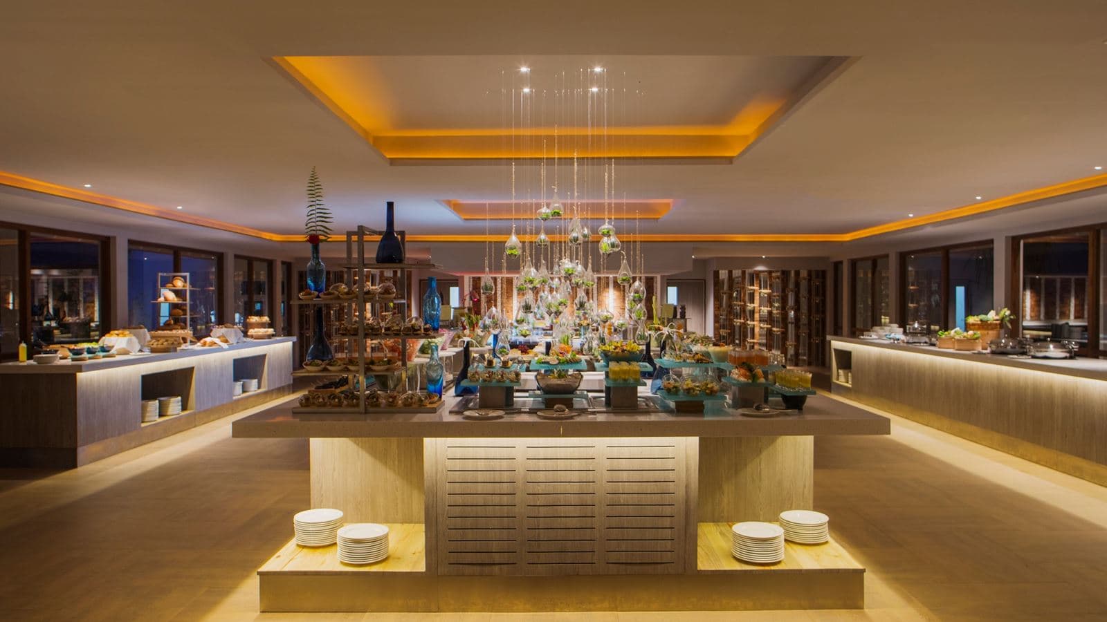 restaurants-capers-buffet-restaurant